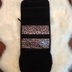 Vera Bradley Hanging Travel Organizer NWT black